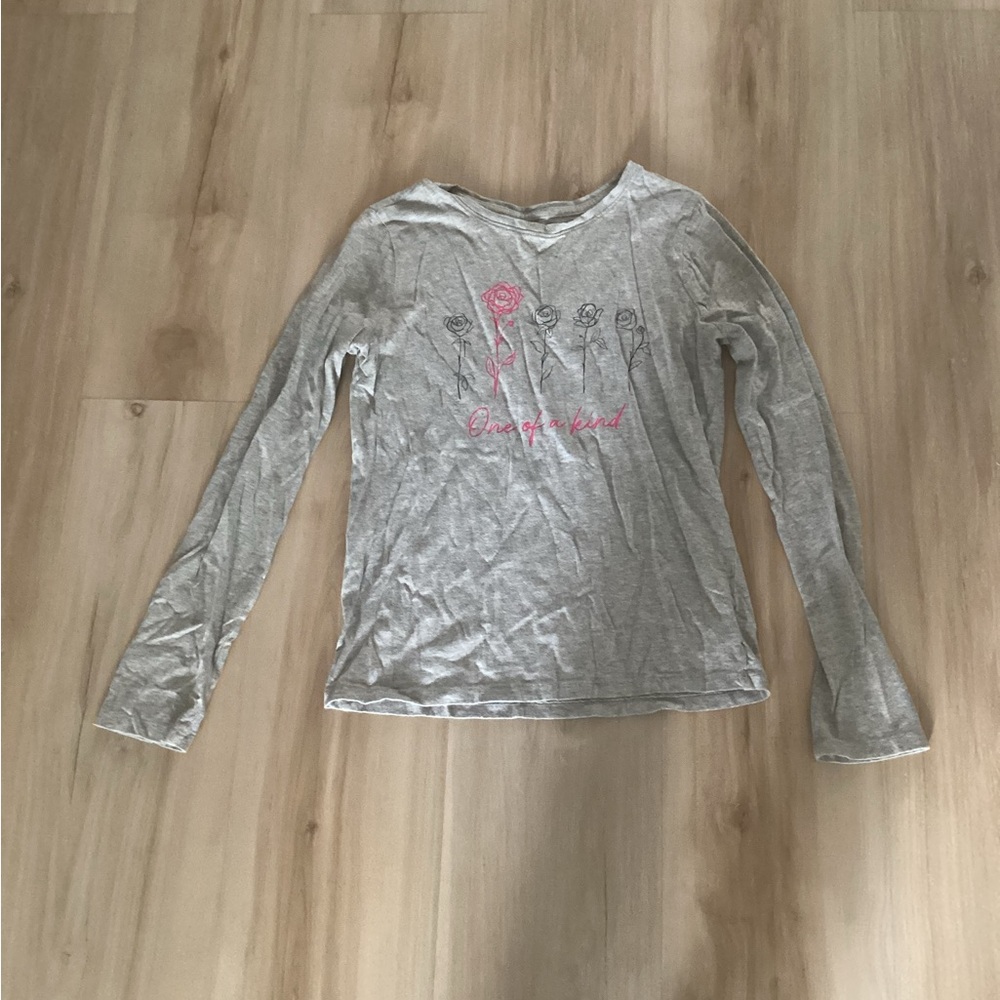 GAP Gray Long Sleeve Kids Tee with Pink Design